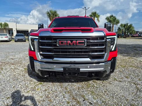 Used 2024 GMC Sierra 3500 SLT w/ SLT Premium Package AWD/4WD image 2