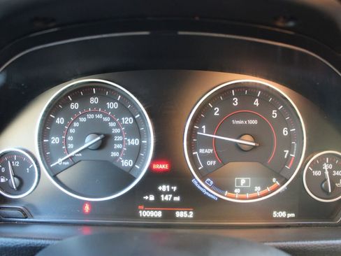 Used 2017 BMW 330i Sedan image 30