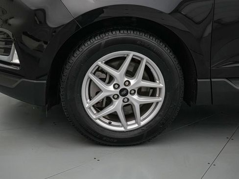 Certified 2024 Ford Edge SEL w/ Convenience Package image 10