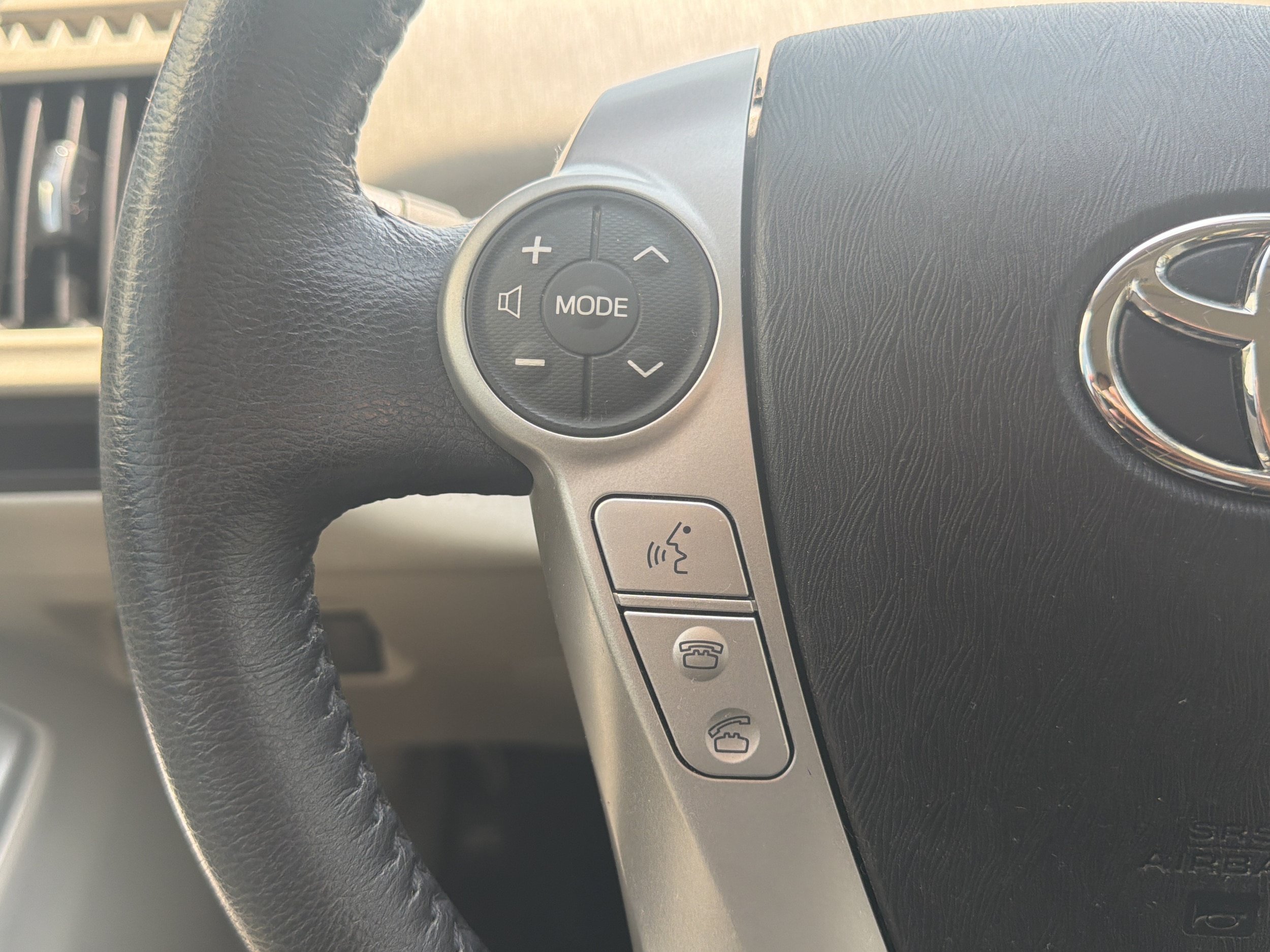 Used 2013 Toyota Prius V Five FWD image 24