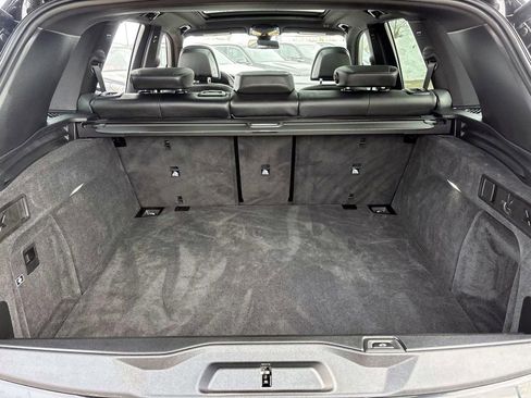 Used 2022 BMW X5 xDrive40i w/ M Sport Package image 9