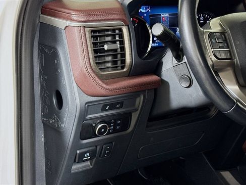 Used 2024 Ford Expedition Max Limited AWD/4WD image 8