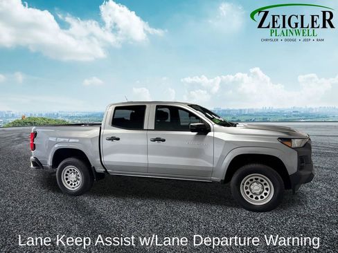 Used 2023 Chevrolet Colorado W/T image 15