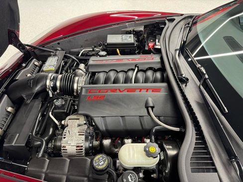 Used 2007 Chevrolet Corvette Coupe w/ Preferred Equipment Group RWD image 33