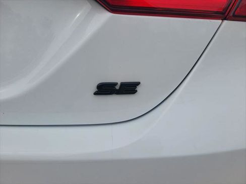 Certified 2024 Toyota Camry SE image 5