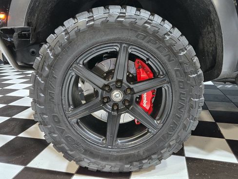 Used 2010 Ford F150 Raptor image 8