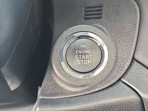 Used 2022 Subaru Legacy Premium image 22