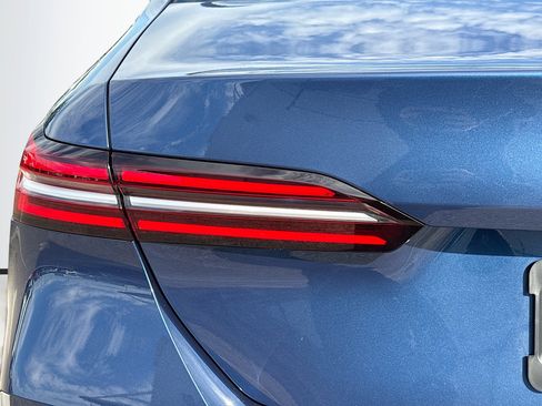 Used 2026 BMW 530i image 10