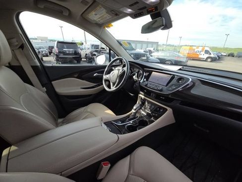 Used 2020 Buick Envision Essence w/ Experience Buick Package FWD image 27
