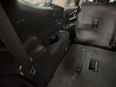 Used 2024 Subaru Ascent Premium w/ Convenience Package image 61