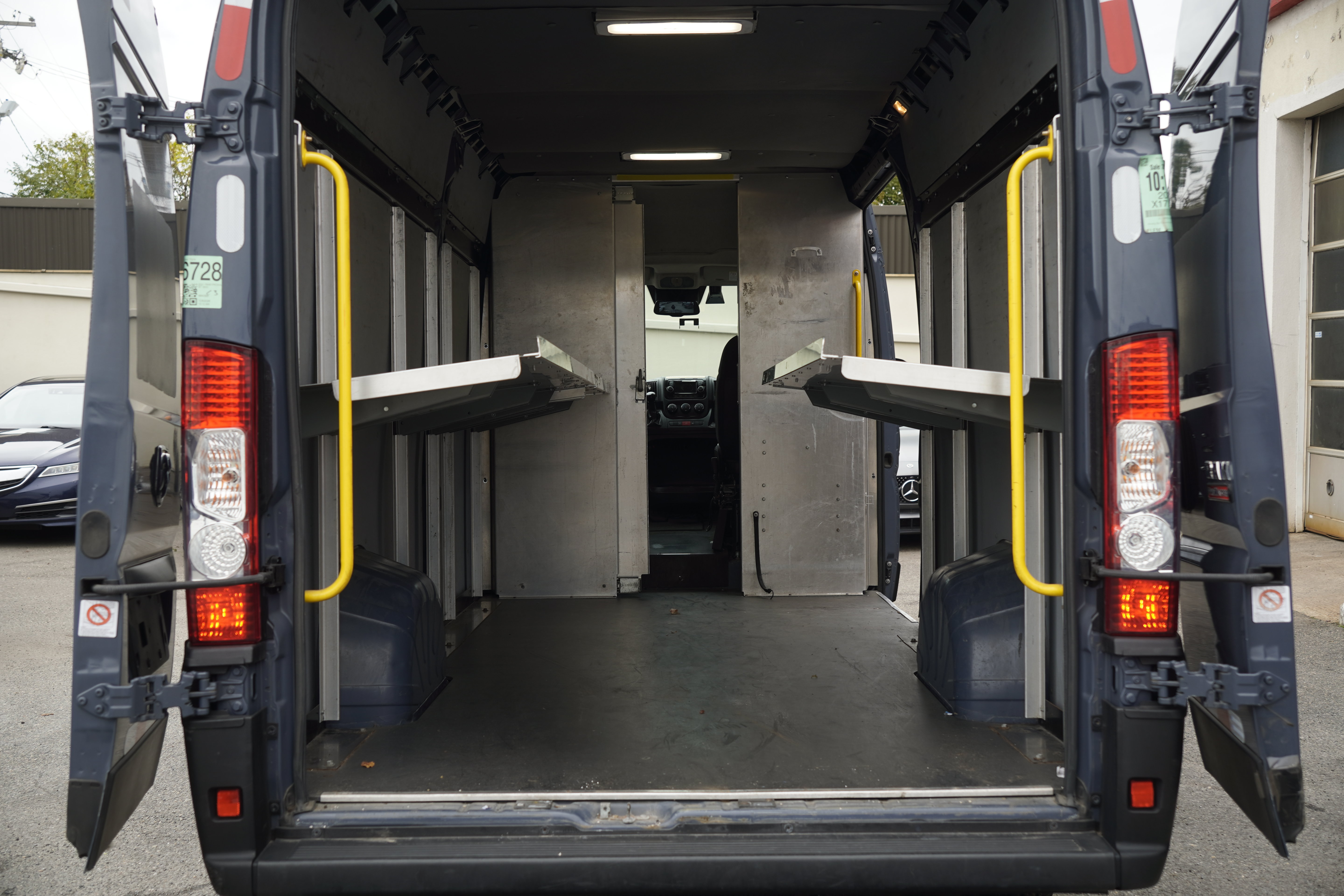 Used 2021 RAM ProMaster 3500 FWD image 14
