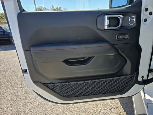 New 2026 Jeep Wrangler Unlimited Rubicon image 18