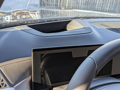 New 2026 BMW X7 xDrive40i w/ M Sport Package image 11