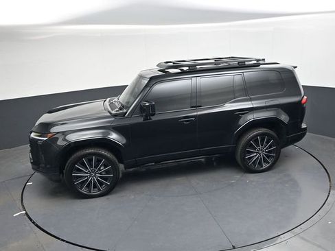 Used 2024 Lexus GX 550 w/ Accessory Package (31) image 22