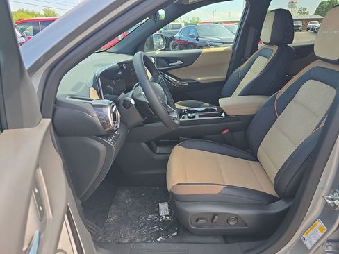 New 2026 Chevrolet Equinox ACTIV FWD image 24