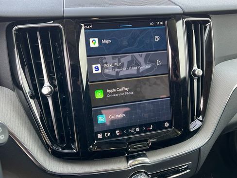 New 2025 Volvo XC60 B5 Plus w/ Protection Package Premier image 18