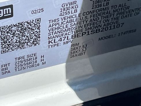 Used 2025 Buick Envista Sport Touring image 29