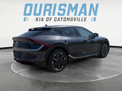 New 2025 Kia EV6 Light w/ Light LR Technology Package image 6