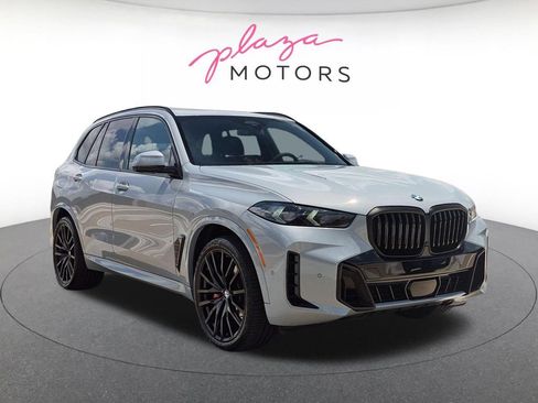 Used 2026 BMW X5 xDrive40i w/ M Sport Package AWD/4WD image 3