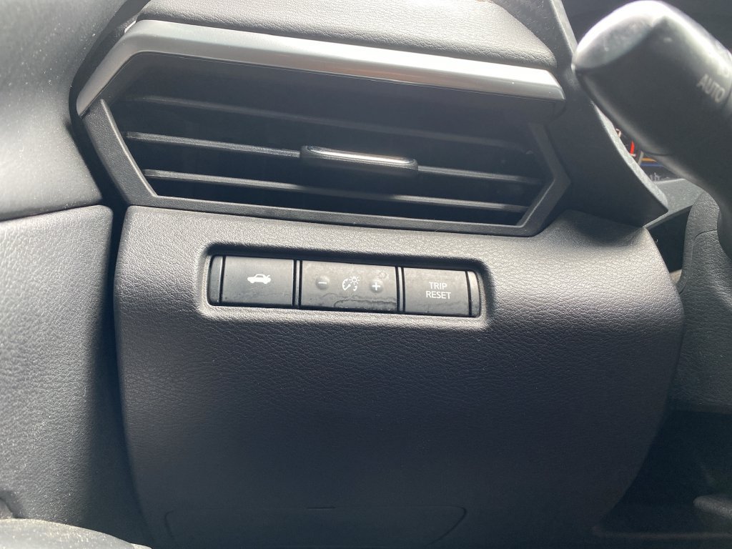 Used 2022 Nissan Altima 2.5 SR FWD image 19