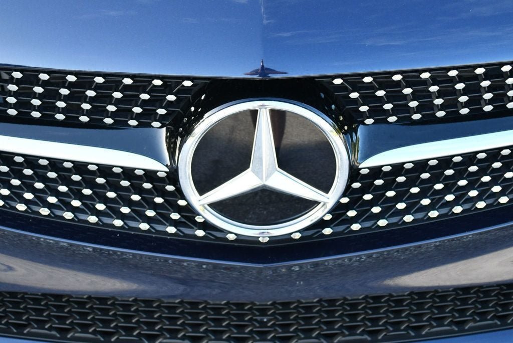 Used 2023 Mercedes-Benz C 300 Cabriolet w/ AMG Line image 81