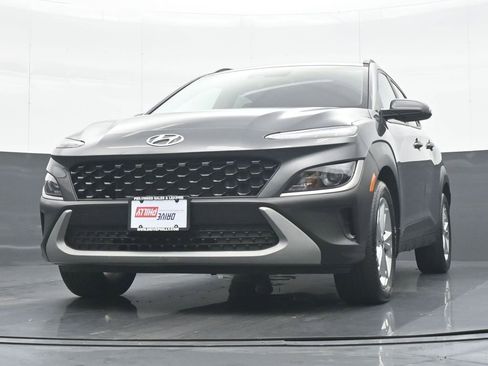 Used 2023 Hyundai Kona SEL AWD/4WD image 25