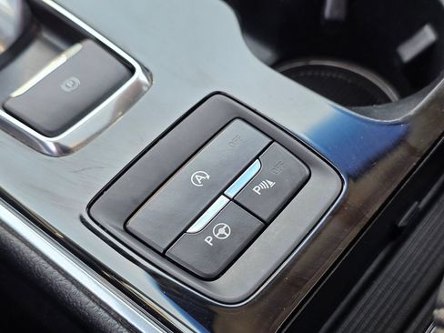Used 2019 Ford Edge Titanium w/ Equipment Group 301A FWD image 47