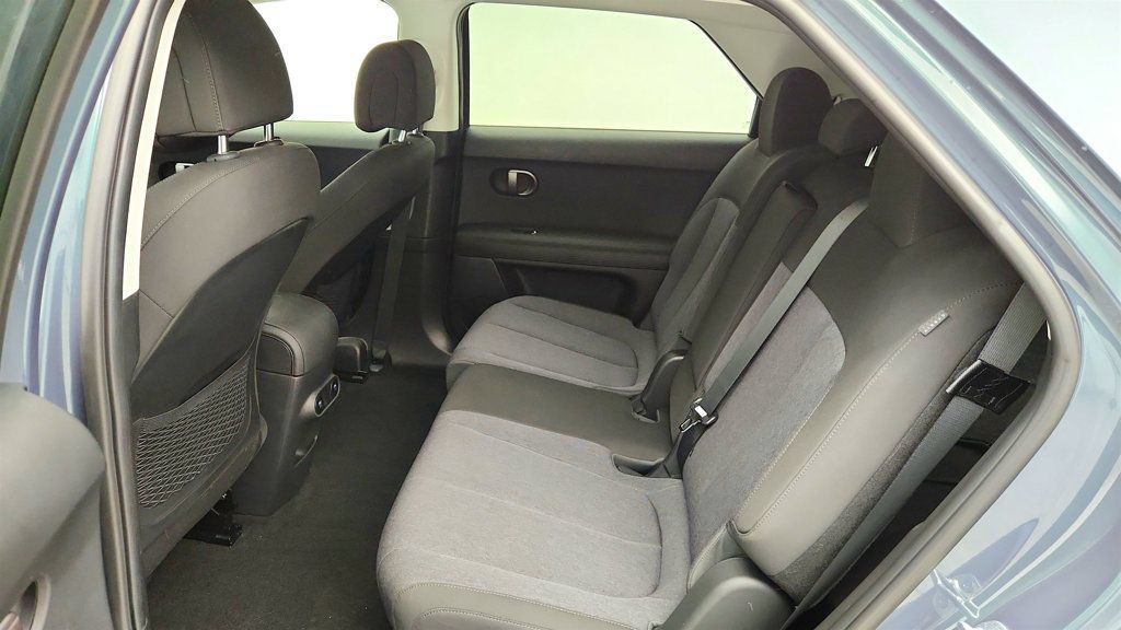 Used 2025 Hyundai Ioniq 5 SE AWD/4WD image 20