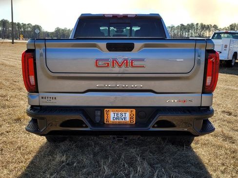 Used 2024 GMC Sierra 1500 AT4X AWD/4WD image 9