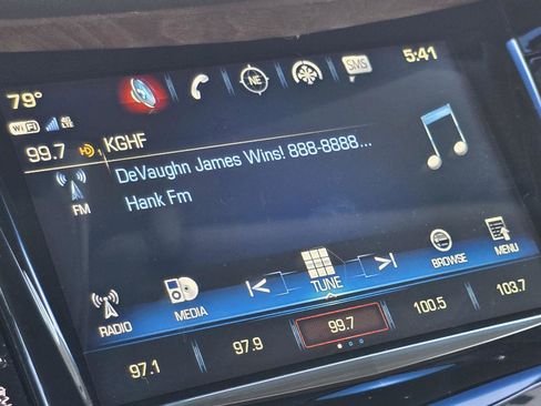 Used 2019 Cadillac Escalade Premium Luxury image 23