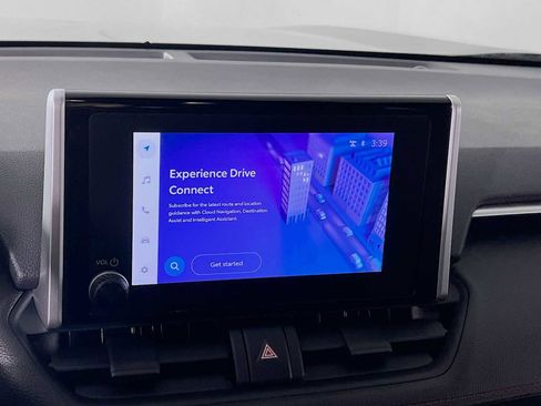 Used 2023 Toyota RAV4 SE image 14