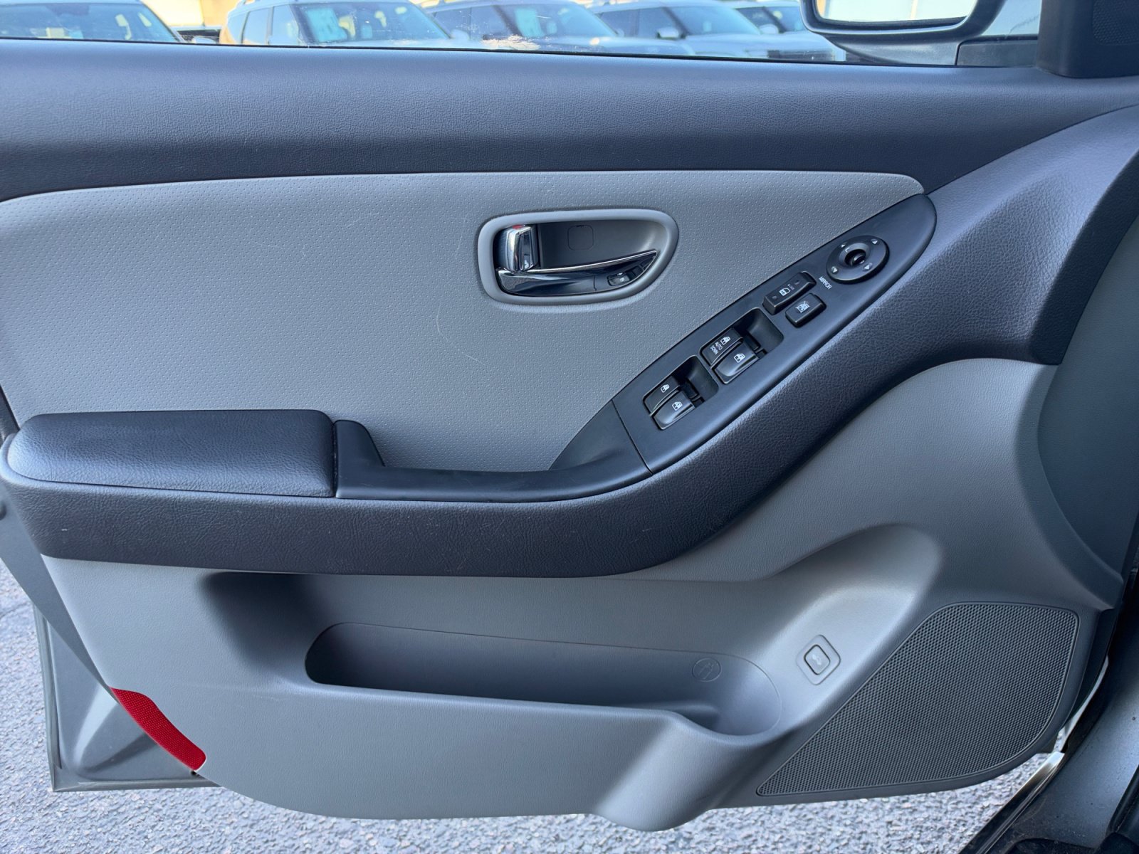 Used 2010 Hyundai Elantra GLS FWD image 13