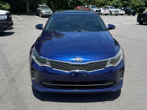 Used 2018 Kia Optima S w/ Panoramic Sunroof Package FWD image 2
