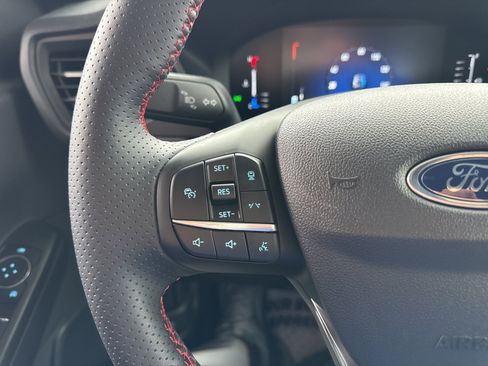 Certified 2024 Ford Escape ST-Line w/ Tech Pack #1 image 23