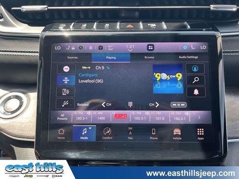 Used 2023 Jeep Grand Cherokee L Limited AWD/4WD image 33