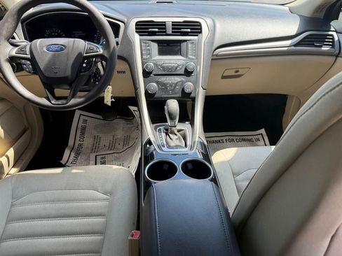 Used 2013 Ford Fusion SE FWD image 11