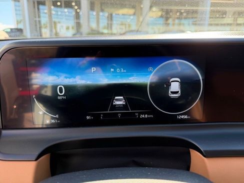 Used 2025 Kia Seltos EX w/ EX Sunroof Package image 8