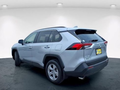 Used 2025 Toyota RAV4 XLE w/ Convenience Package FWD image 16