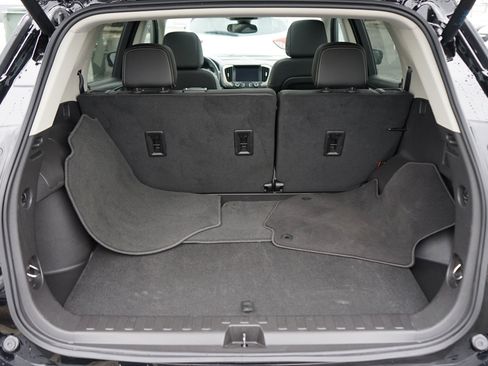 Used 2024 GMC Terrain Denali image 28