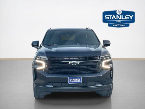 Used 2023 Chevrolet Suburban RST AWD/4WD image 2