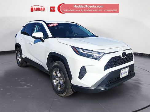 Used 2024 Toyota RAV4 XLE image 7