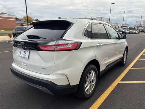 Used 2022 Ford Edge SEL w/ Convenience Package image 8