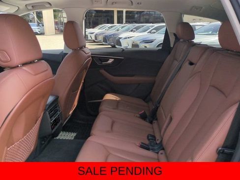 Used 2023 Audi Q7 2.0T Premium Plus w/ Premium Plus Package AWD/4WD image 12