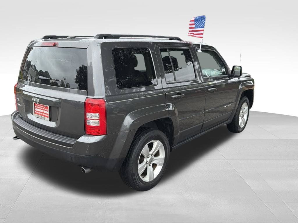 Used 2014 Jeep Patriot Sport w/ Power Value Group AWD/4WD image 8