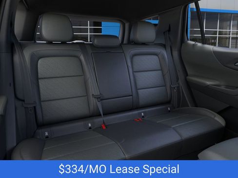 New 2026 Chevrolet Equinox LT w/ Convenience Package II image 17