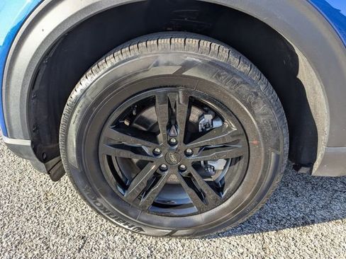 Used 2023 Ford Explorer XLT w/ Equipment Group 202A image 17