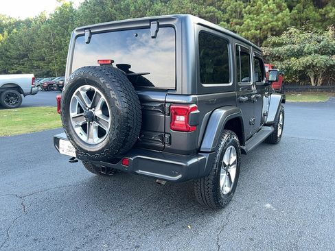 Used 2021 Jeep Wrangler Unlimited Sahara image 5