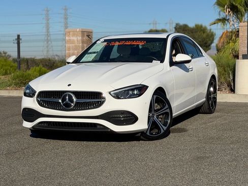 Used 2024 Mercedes-Benz C 300 Sedan image 2
