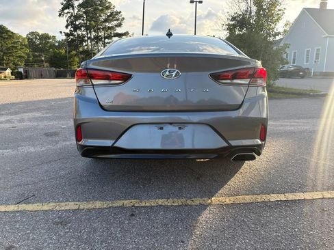 Used 2019 Hyundai Sonata SE w/ Winter Weather Package FWD image 6