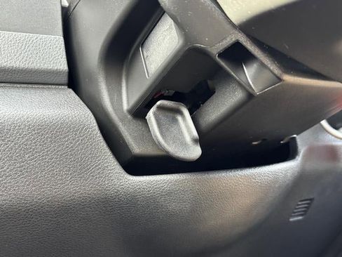 Used 2014 RAM 1500 Express image 25